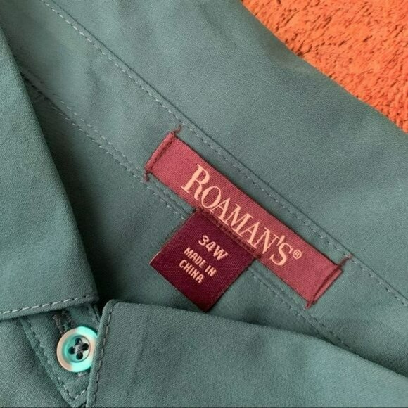 Roaman’s women’s plus size Georgette Overlay Big Shirt button up front blouse - Picture 4 of 6